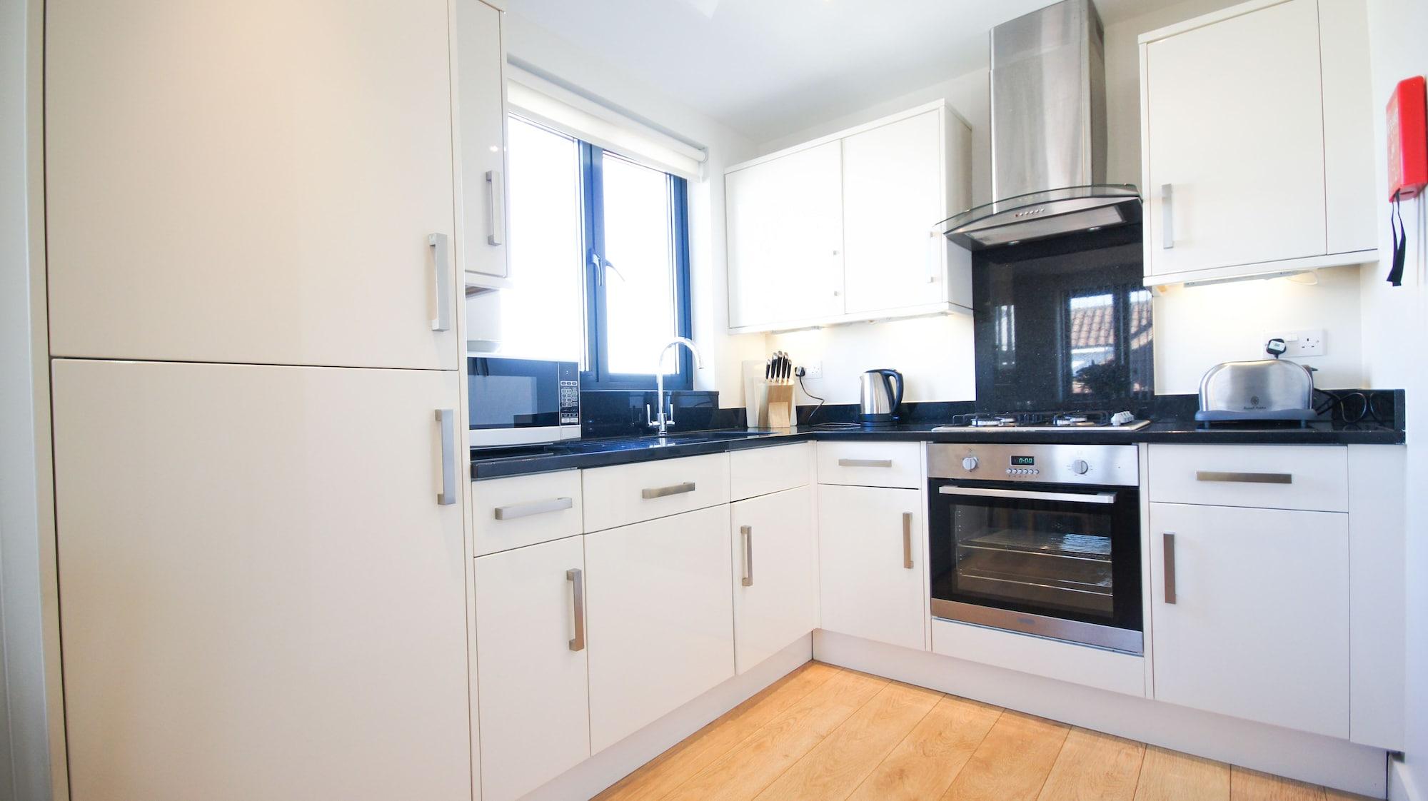 Crompton House Apartments Edgware Екстер'єр фото