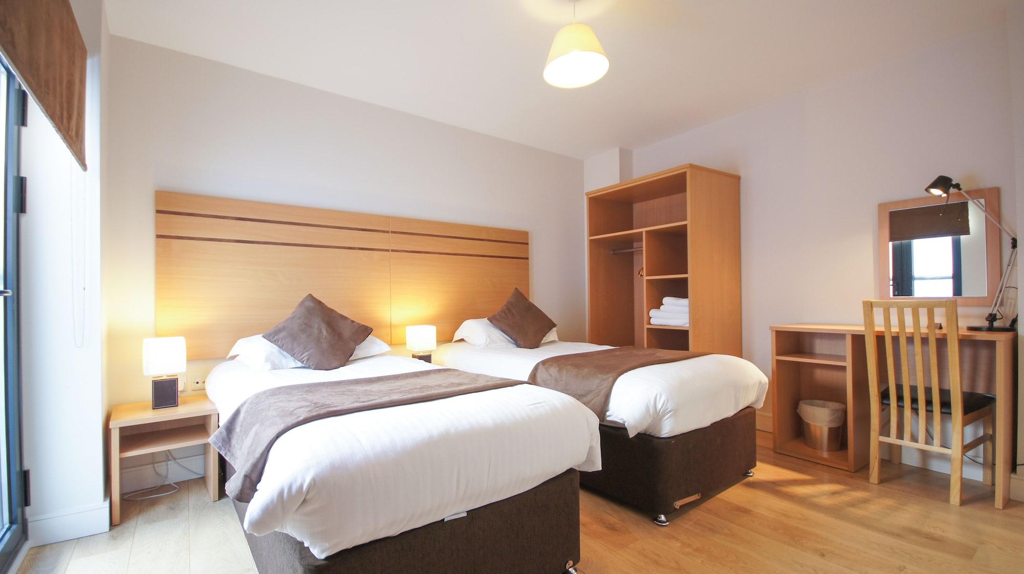 Crompton House Apartments Edgware Екстер'єр фото