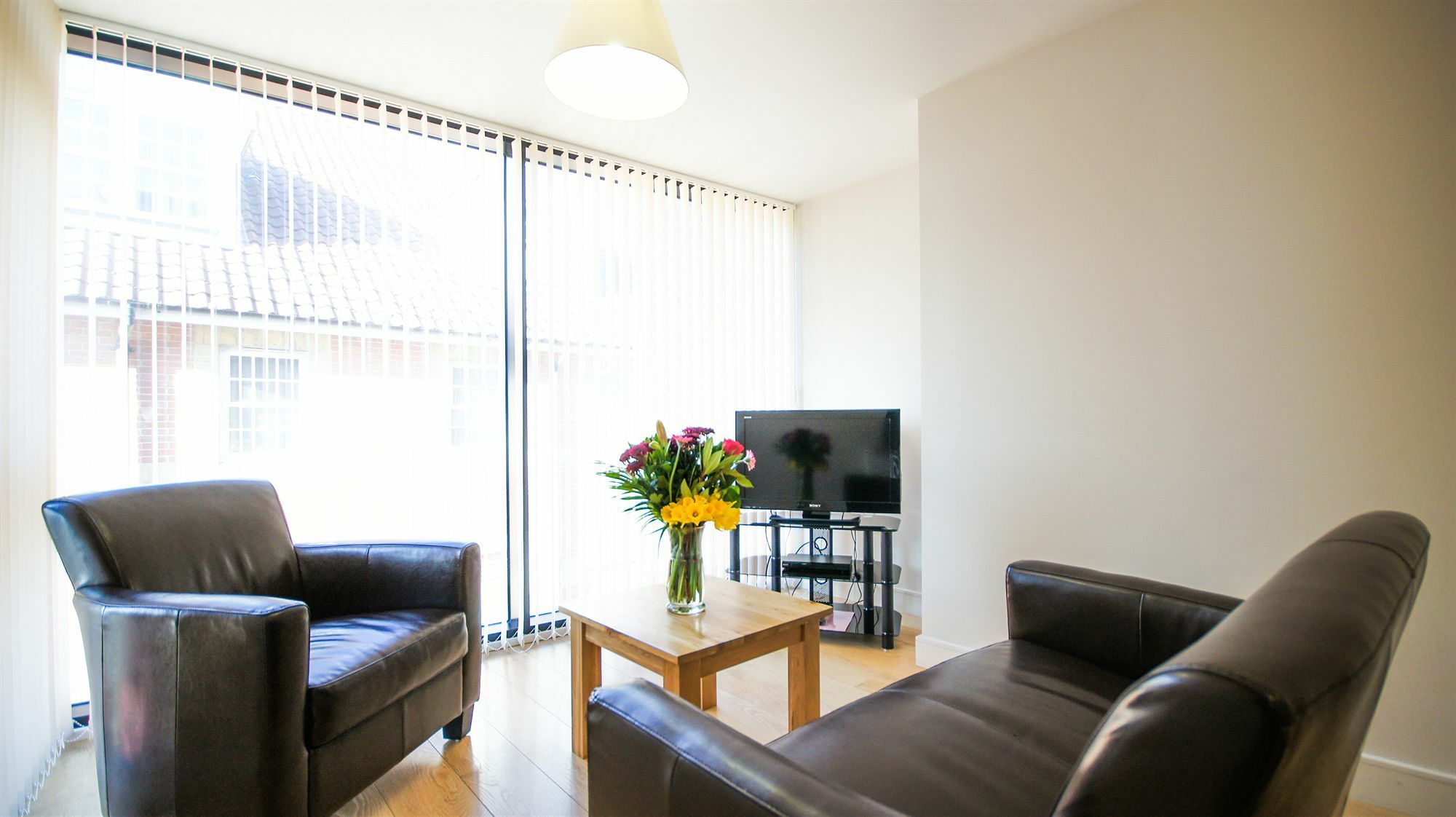 Crompton House Apartments Edgware Екстер'єр фото